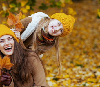 Top 5 Natural Remedies For Hormone Imbalances & How Changing Of Seasons Impacts Hormones (Autumn Edition)